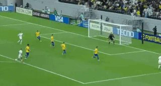 爱体育直播-3场5球，C罗第13次单年进球超40，进完倒勾又献佳作