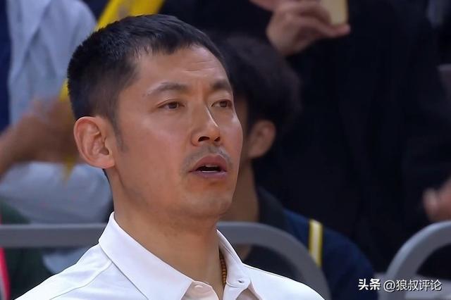 爱体育官网-张庆鹏：第一节被人家得30分一次犯规没有，这是全明星级别防守吗